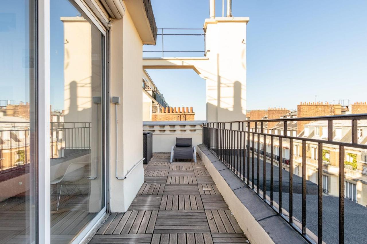 Guestready - Appartement Terrasse Vue Tour Eiffel Paris Exterior photo